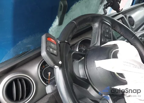 2021 Jeep Wrangler Unlimited Sport S 4X4 z USA, uszkodzony, nr VIN 1C4HJXDG4MW840852